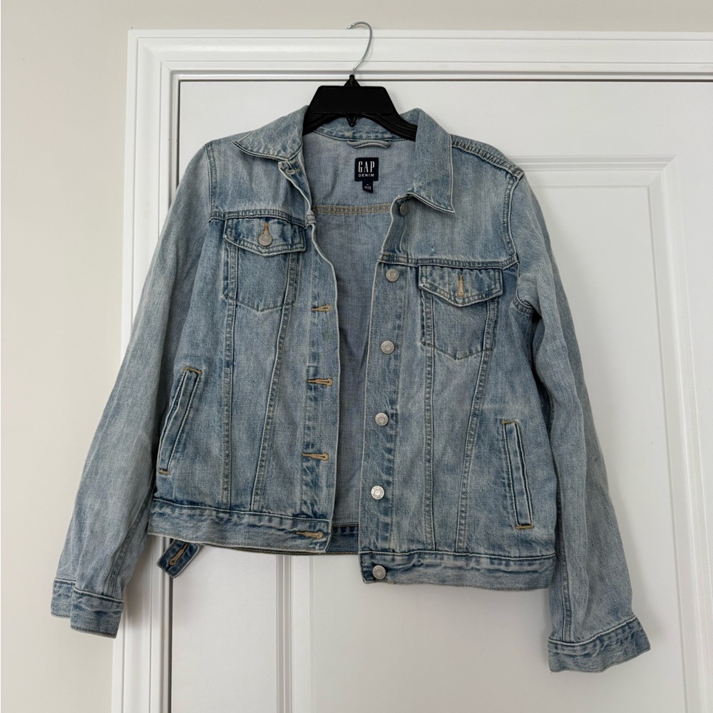 GAP Women's Classic Blue Jean Jacket